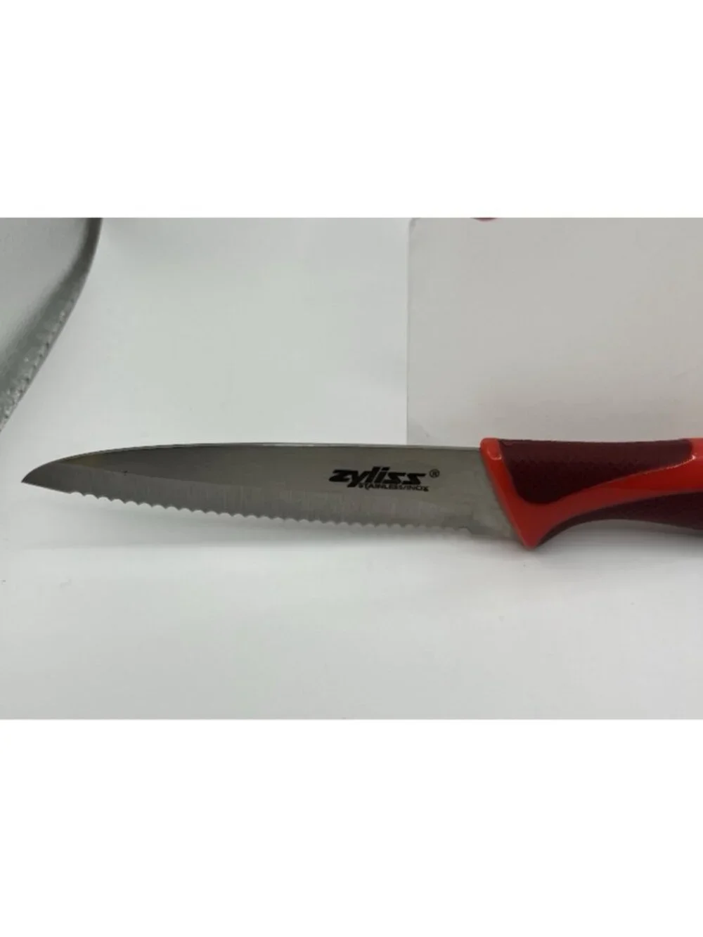 ZYLISS Serrated Paring Knife 4 Inch 10 cm Stainless Steel Blade Red With Sheath